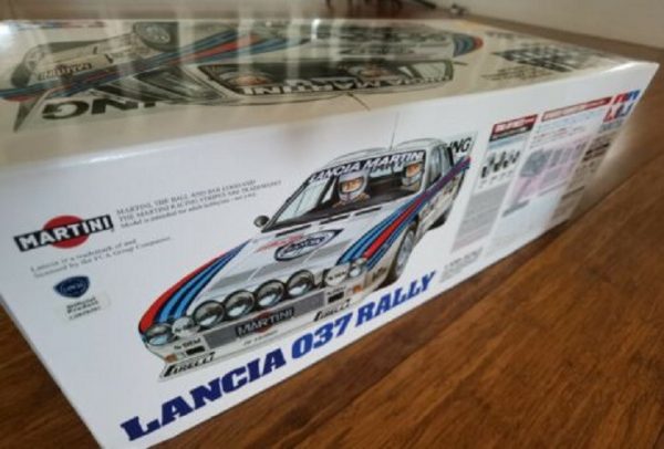 Tamiya 58654A Lancia 037 Rally (TA02-S)