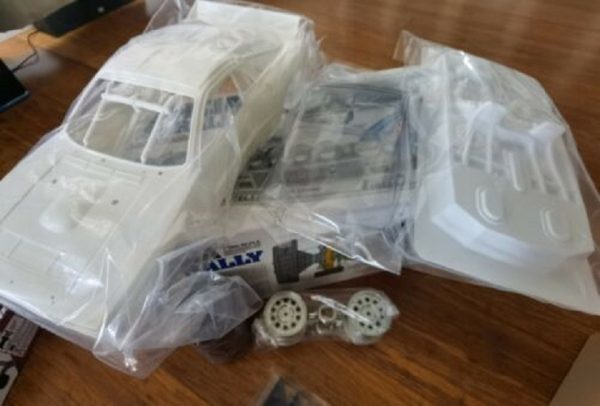 Tamiya 58654A Lancia 037 Rally (TA02-S)